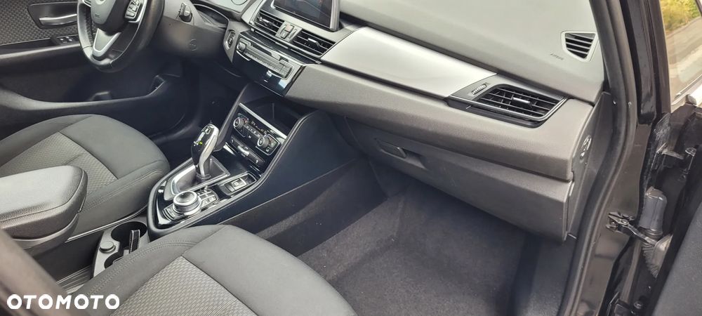 BMW Seria 2 216d Active Tourer - 28
