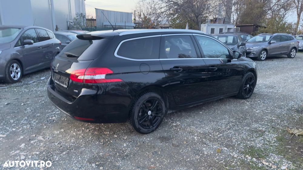 Peugeot 308 - 13