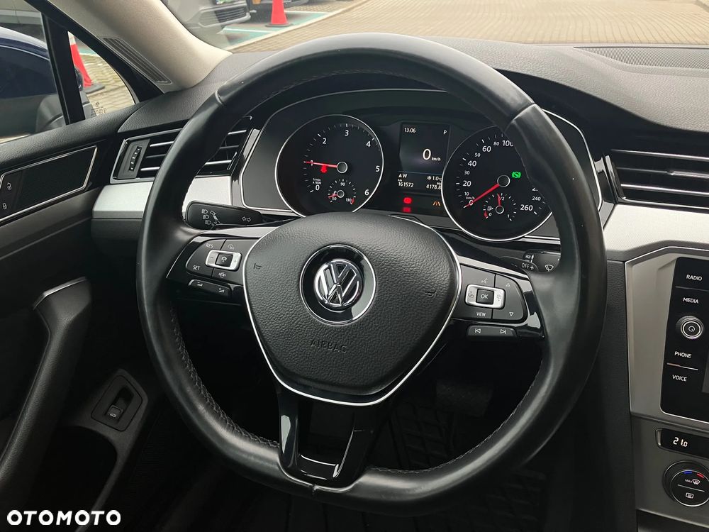 Volkswagen Passat 2.0 TDI BMT Comfortline DSG7 - 22