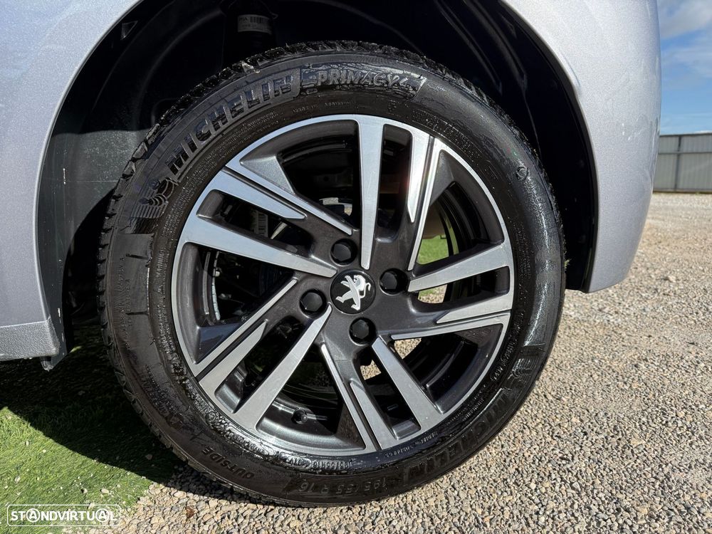 Peugeot 208 1.2 PureTech Active - 9