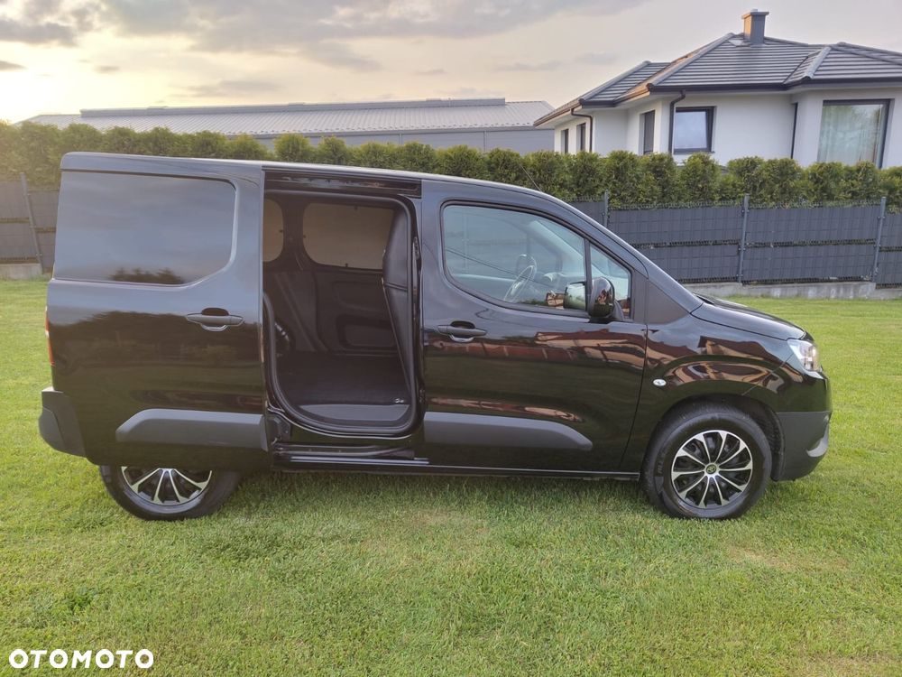 Toyota Proace City - 27