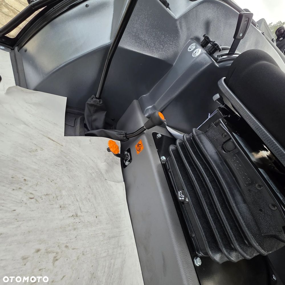 Zetor Major Nowa Kabina 2 osobowa z Klimatyzacją - 12