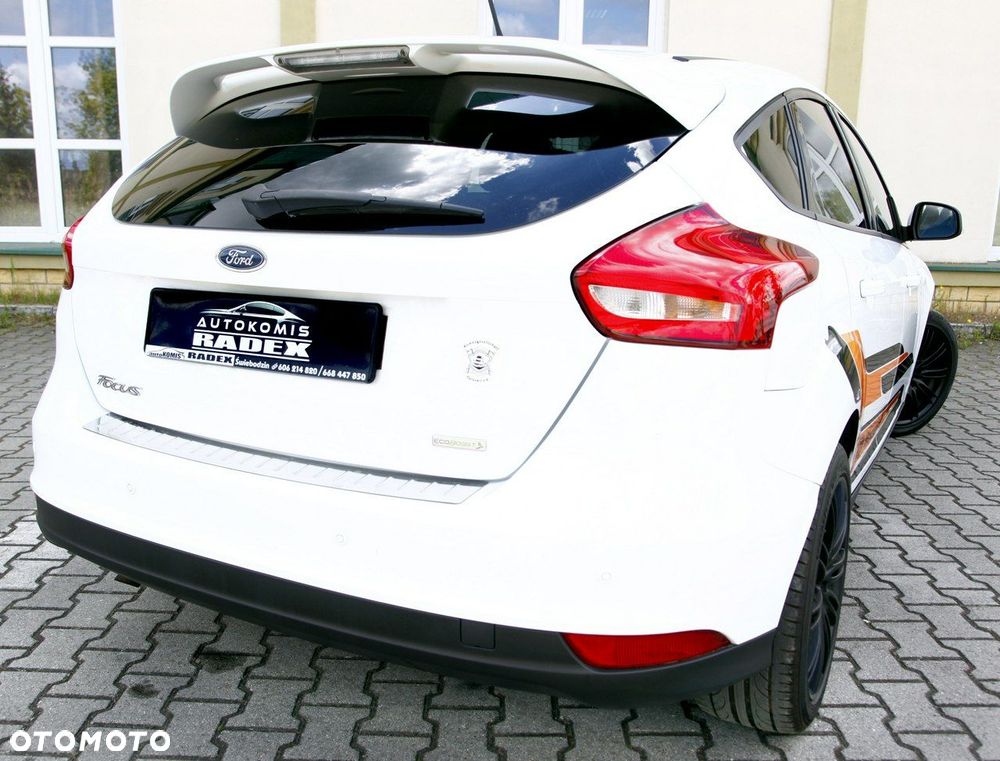Ford Focus 1.0 EcoBoost Trend Edition - 25