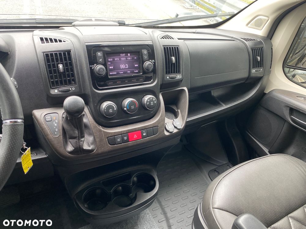 RAM 2500 - 19
