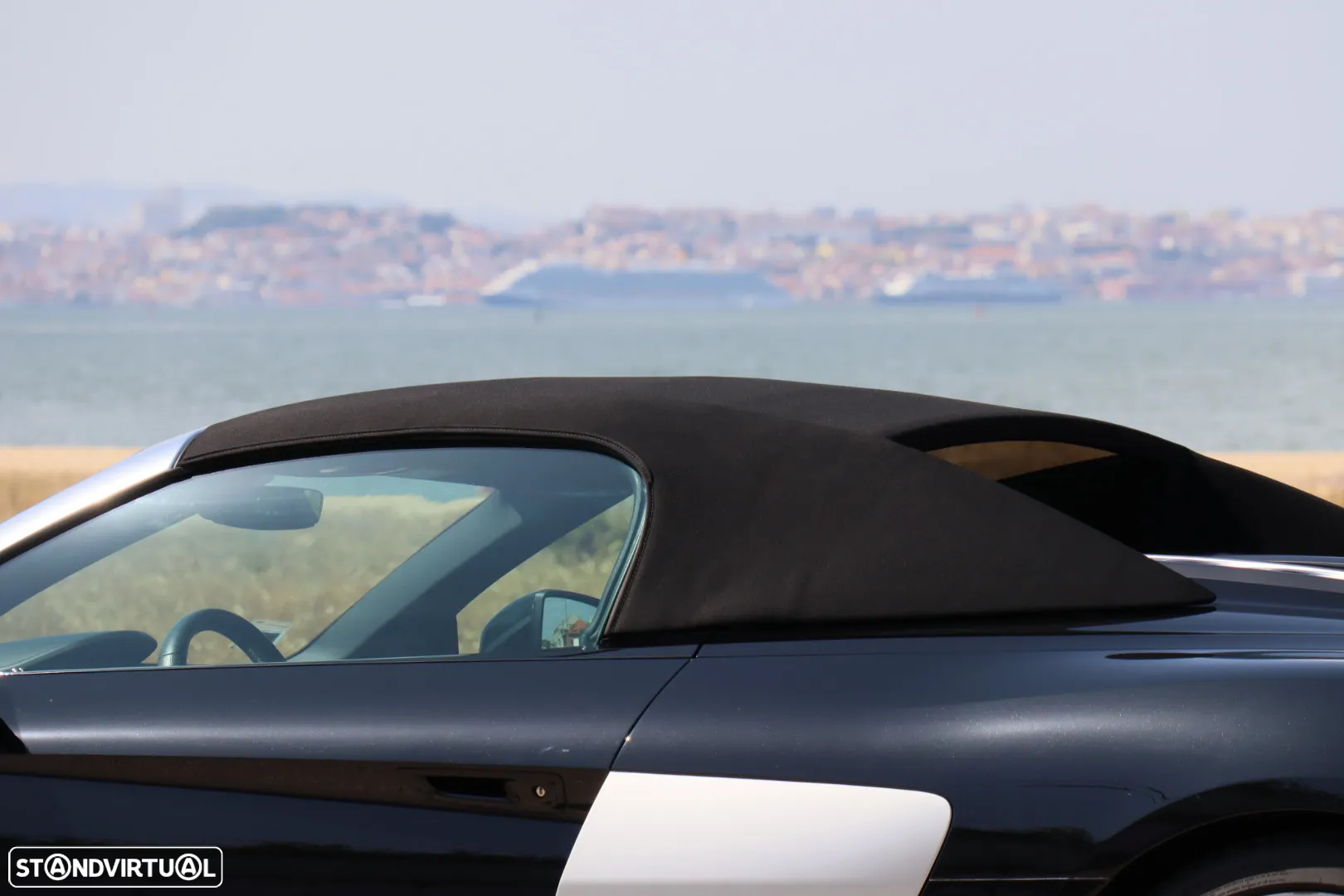 Audi R8 Spyder 5.2 FSi V10 S tronic - 11