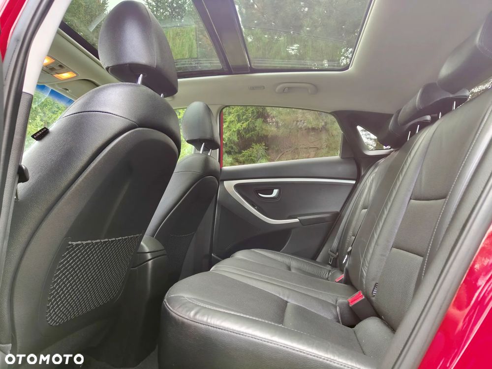 Hyundai i30 1.6 CRDi Premium - 39