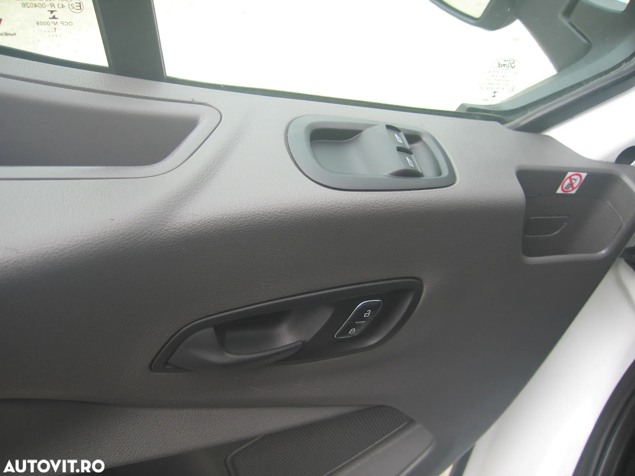 Ford TRANSIT 3 LOC. PLATFORMA cu PRELATA , AC. - 19