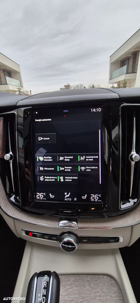 Volvo XC 60 D4 AWD Geartronic Inscription - 24