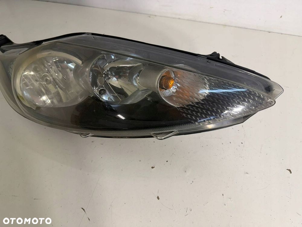 lampa prawy przód prawa przednia ford fiesta mk7 eu - 3