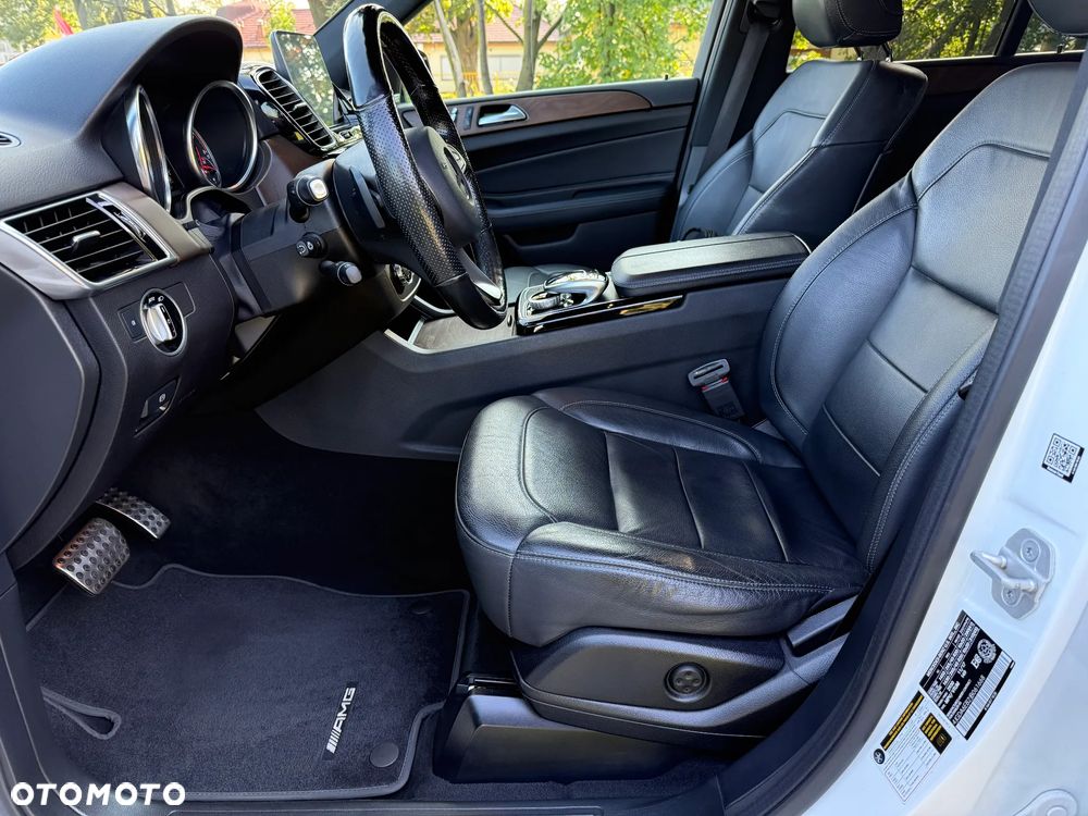 Mercedes-Benz GLE AMG 43 4Matic 9G-TRONIC AMG Line - 25