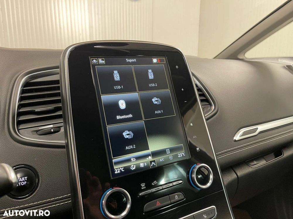 Renault Grand Scenic - 19