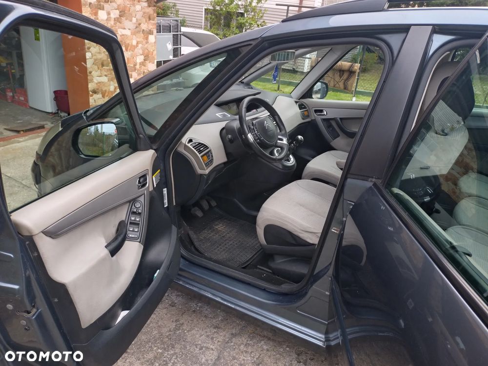 Citroën C4 Picasso - 8