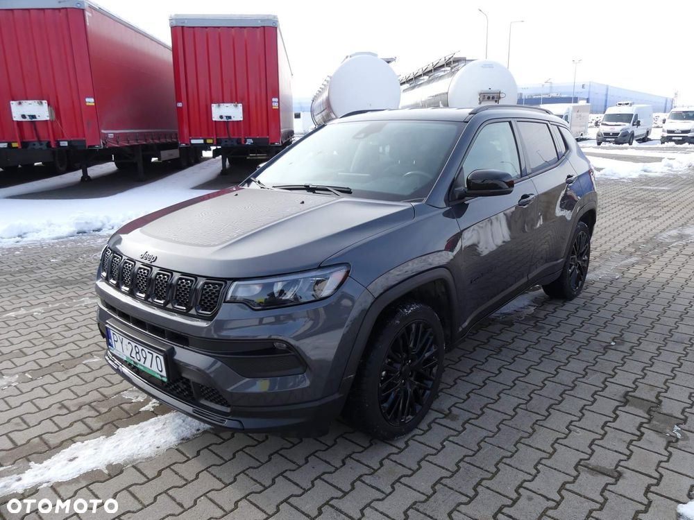 Jeep Compass - 1