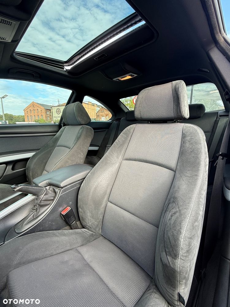 BMW Seria 3 320d - 33