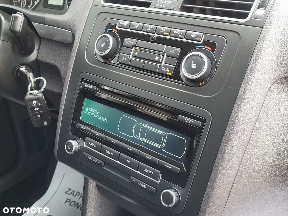 Volkswagen Touran - 18