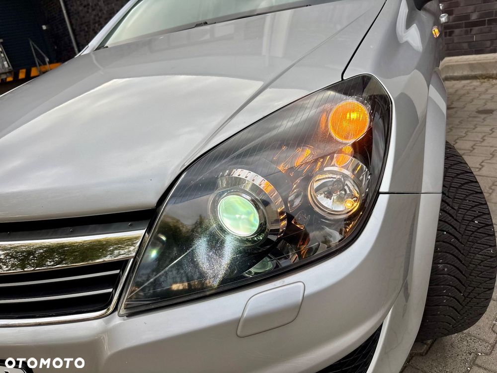 Opel Astra III 1.6 Enjoy - 11