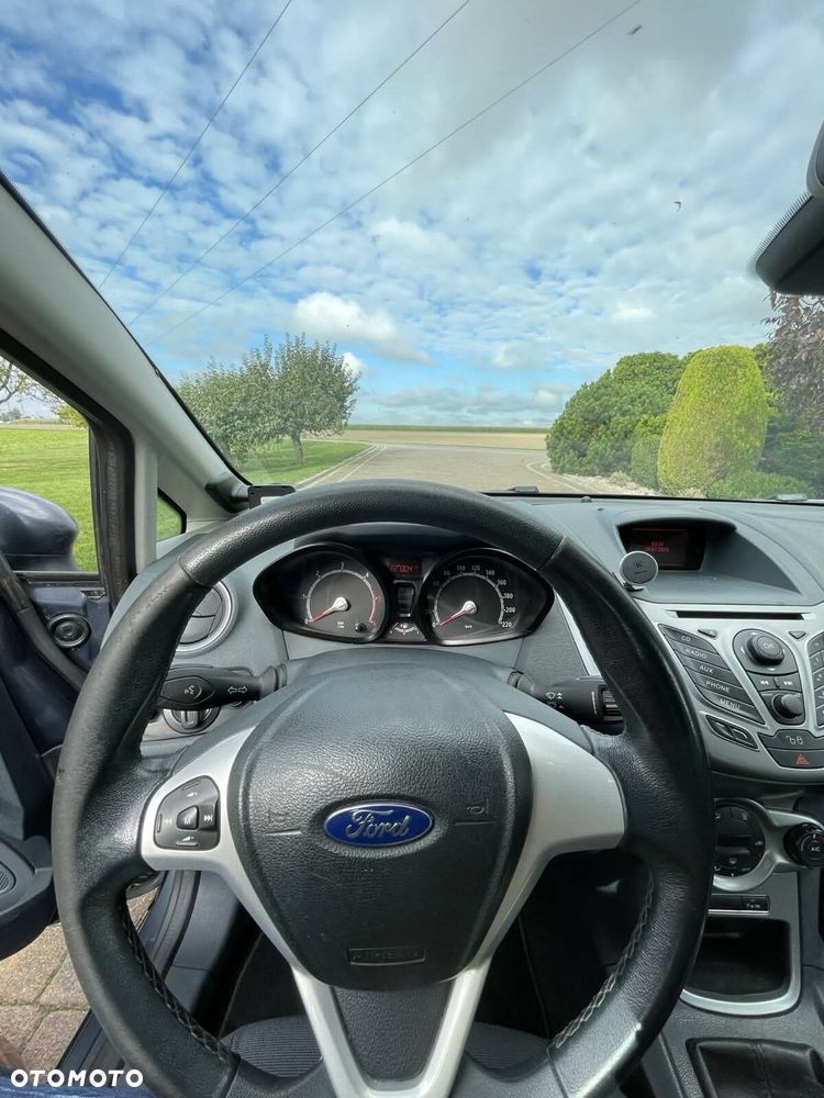 Ford Fiesta - 5