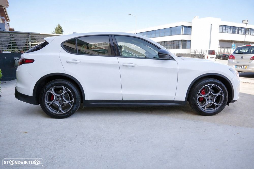 Alfa Romeo Stelvio 2.2 D Super AT8 - 5