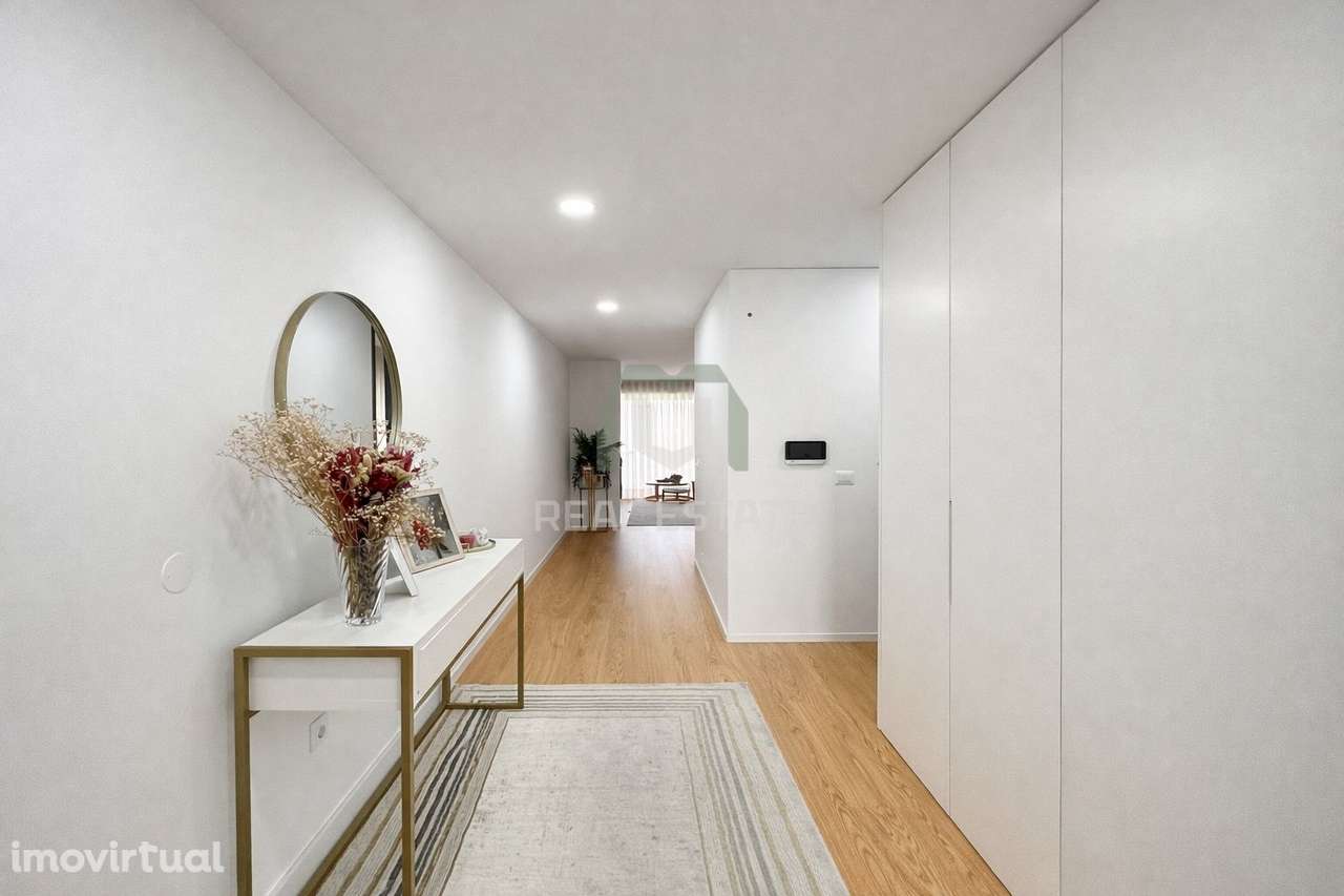 Moradia T3 com Piscina em Frossos, Braga - Grande imagem: 2/25