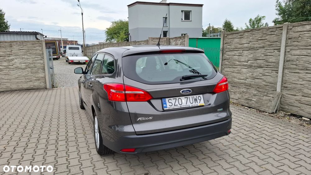 Ford Focus - 10