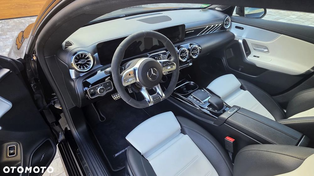 Mercedes-Benz CLA AMG 35 4Matic B AMG Speedshift 7G-DCT - 19