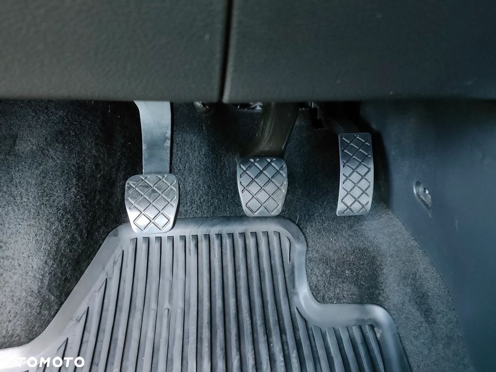 Skoda Fabia 1.0 TSI Ambition - 13