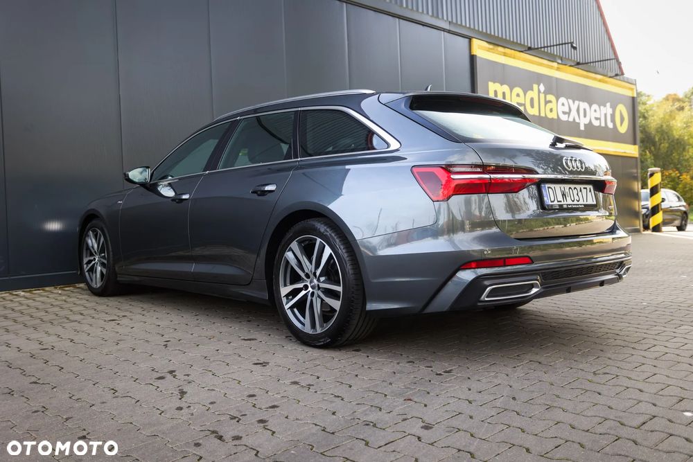 Audi A6 Avant 40 TDI S tronic S line - 17
