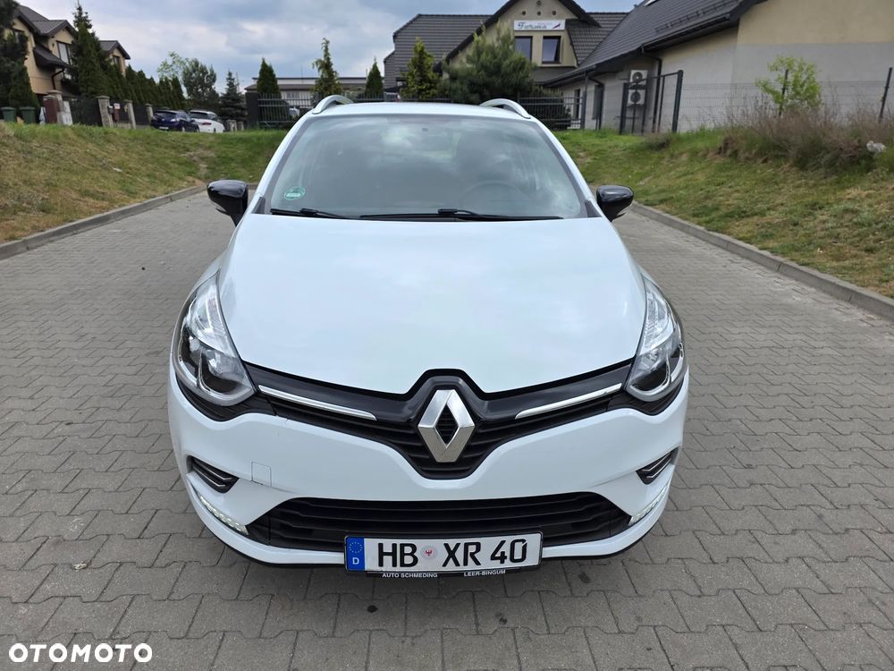Renault Clio - 10