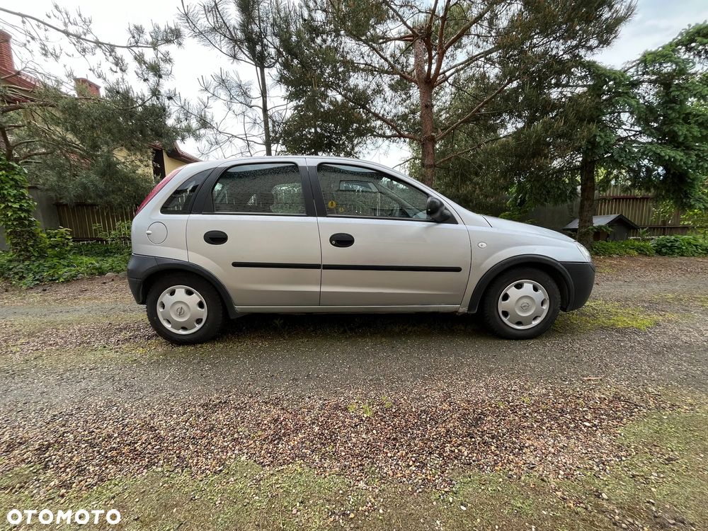 Opel Corsa 1.2 16V Base / Start - 3