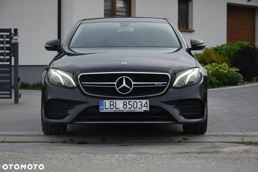 Mercedes-Benz Klasa E 200 d T 9G-TRONIC AMG Line - 2