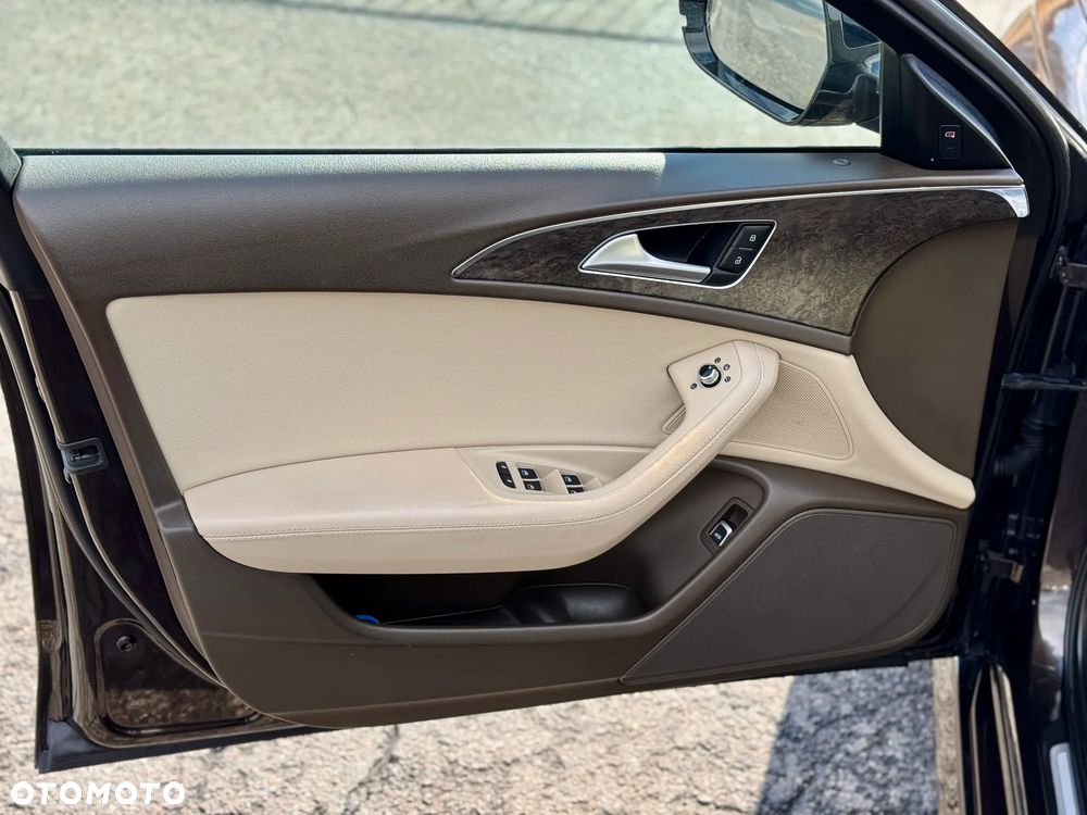 Audi A6 Avant 2.0 TDI Ultra S tronic - 34