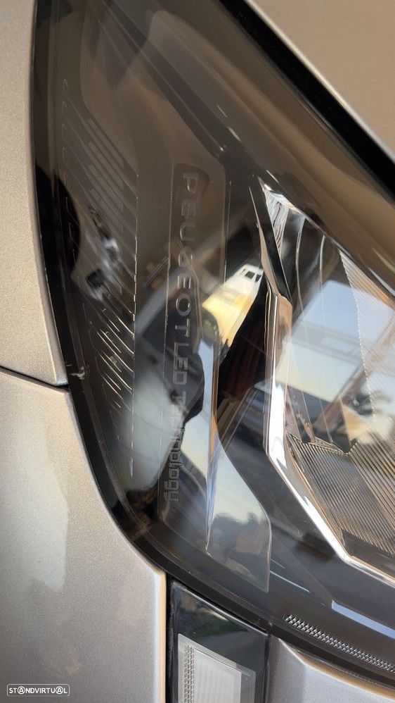 Peugeot 208 1.2 PureTech Active Pack - 16