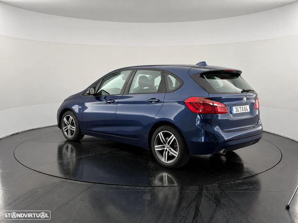 BMW 214 Active Tourer d Line Sport - 3