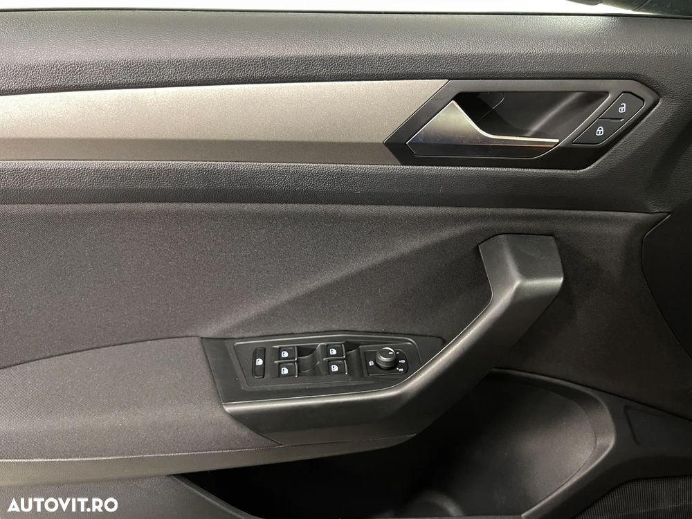 Volkswagen T-Roc 2.0 TDI Design - 22