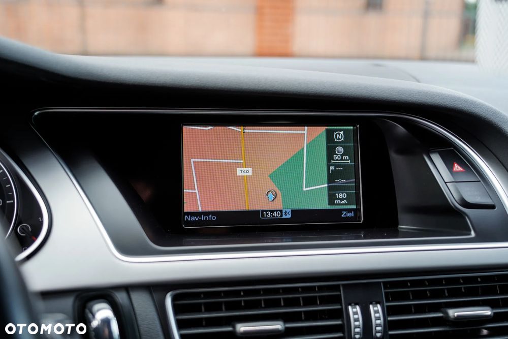 Audi A4 Avant 2.0 TDI clean diesel Quattro S tronic - 32