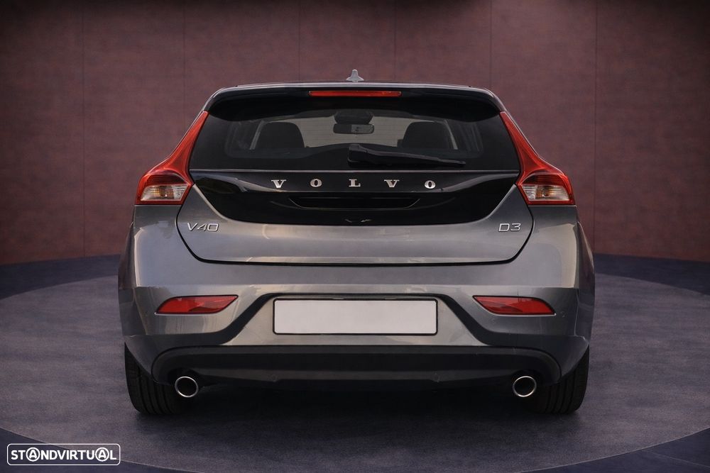 Volvo V40 2.0 D3 Momentum - 7