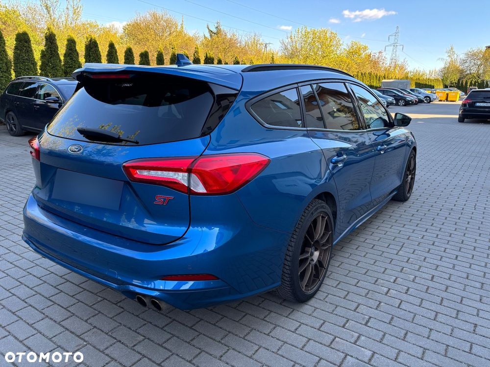 Ford Focus 2.0 EcoBlue ST - 12