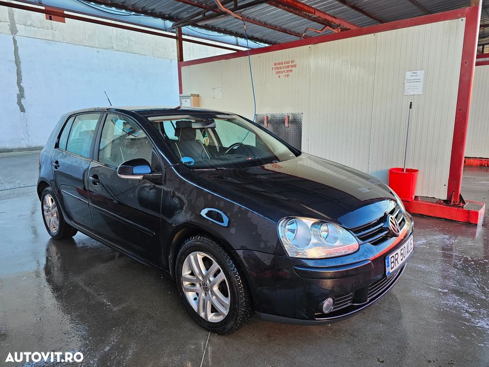 Volkswagen Golf 1.6 Comfortline - 24