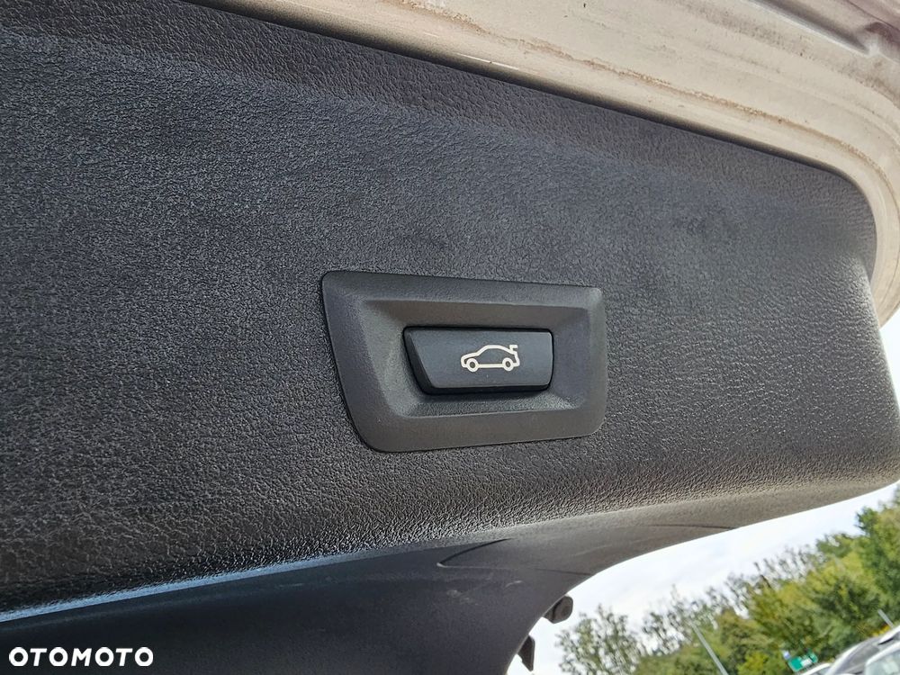 BMW X4 xDrive20d xLine - 29