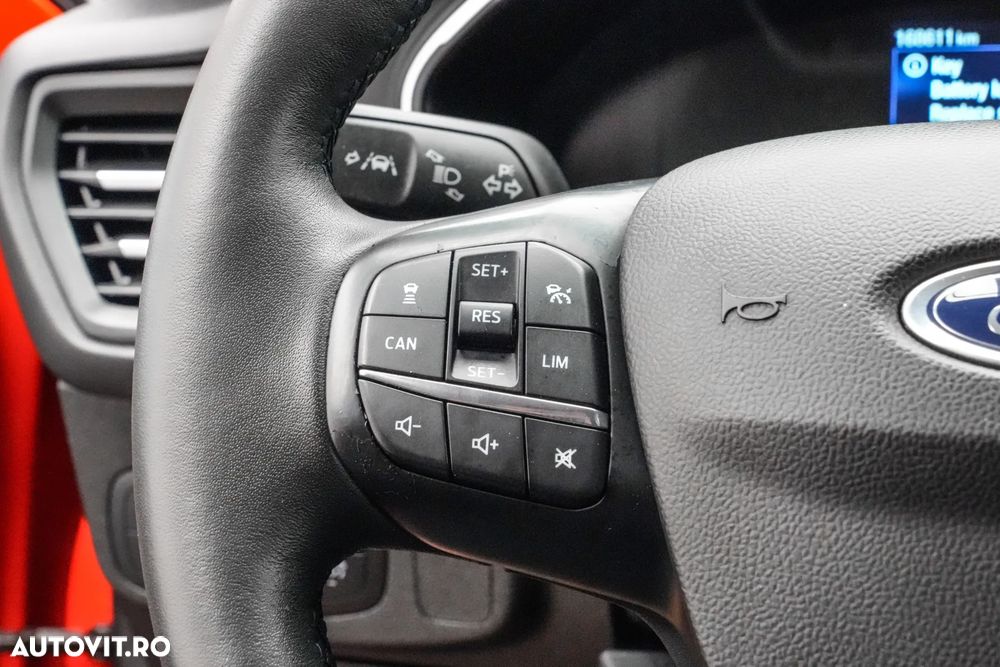Ford Focus 1.0 EcoBoost Titanium Business - 22