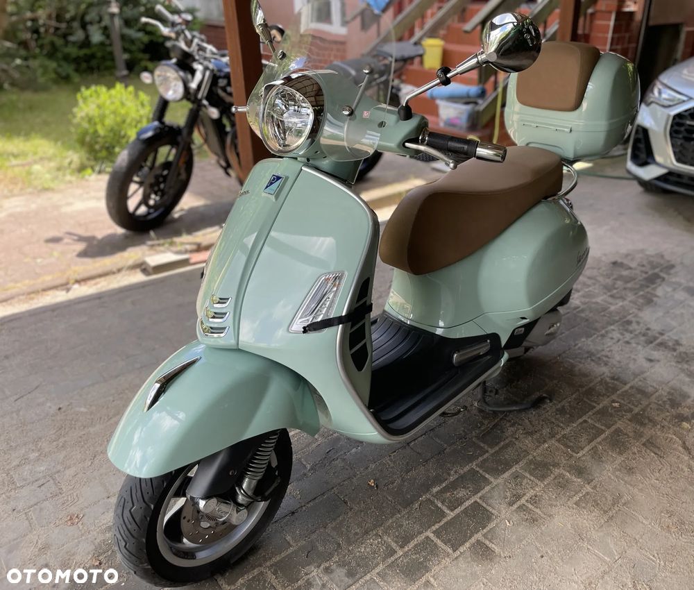 Vespa GTS - 20
