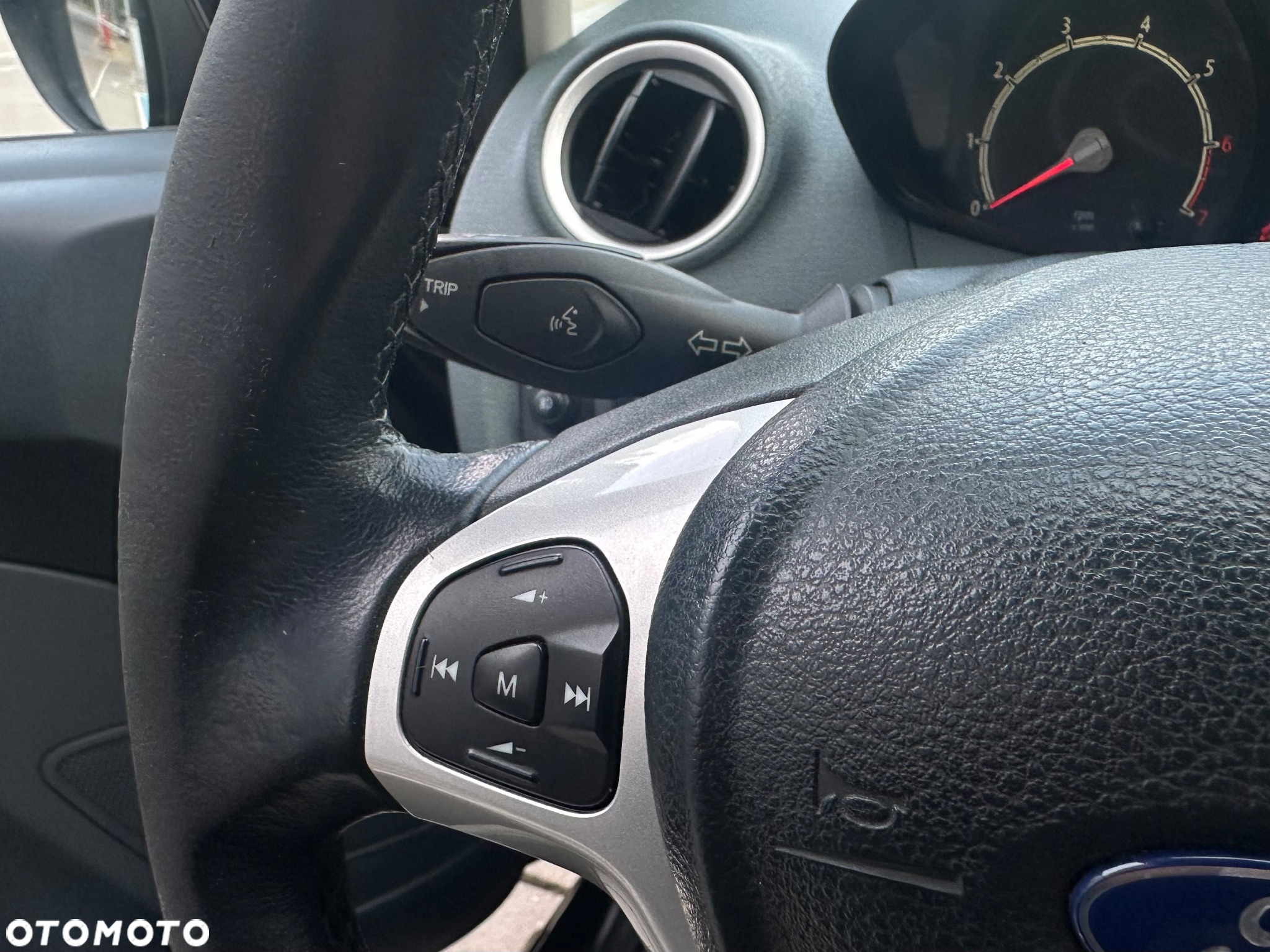 Ford Fiesta 1.4 Sport - 18