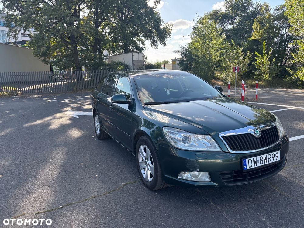 Skoda Octavia 1.9 TDI Elegance DSG - 6