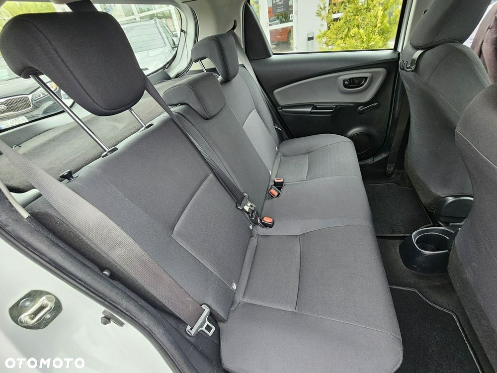 Toyota Yaris - 13