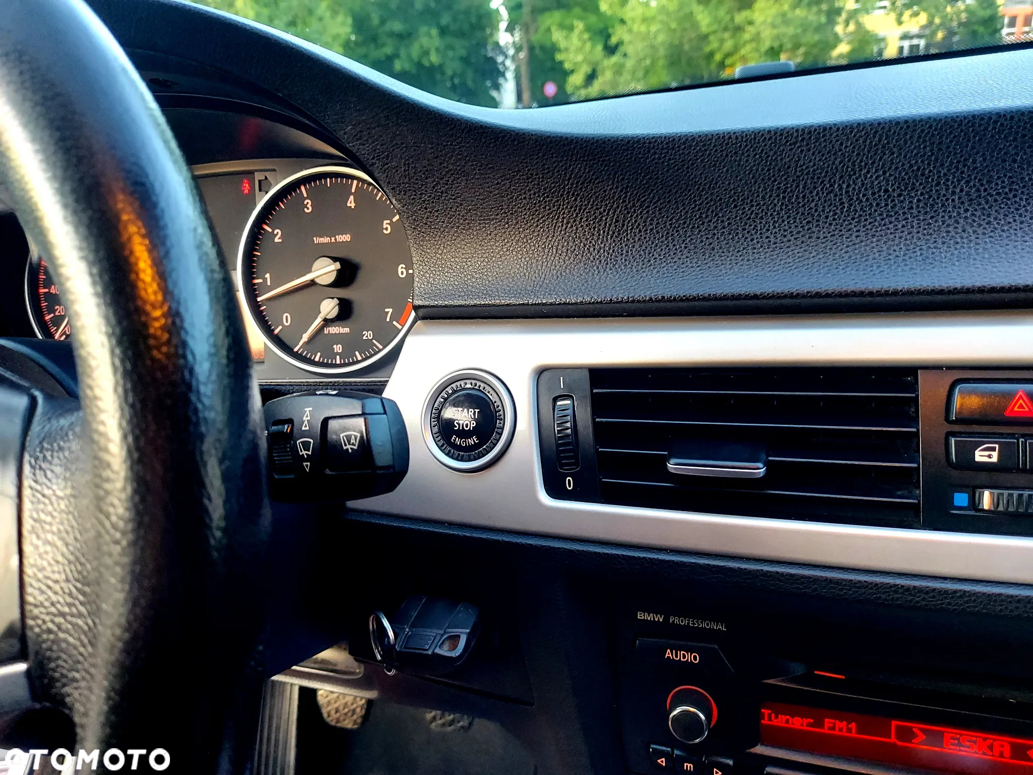 BMW Seria 3 318i - 25