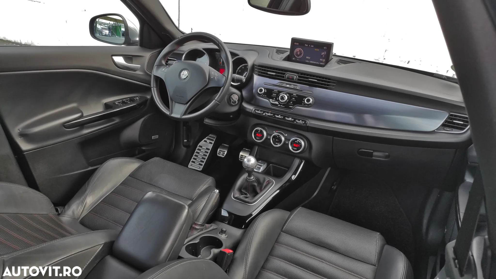 Alfa Romeo Giulietta 1.4 M-Air Distinctive - 10