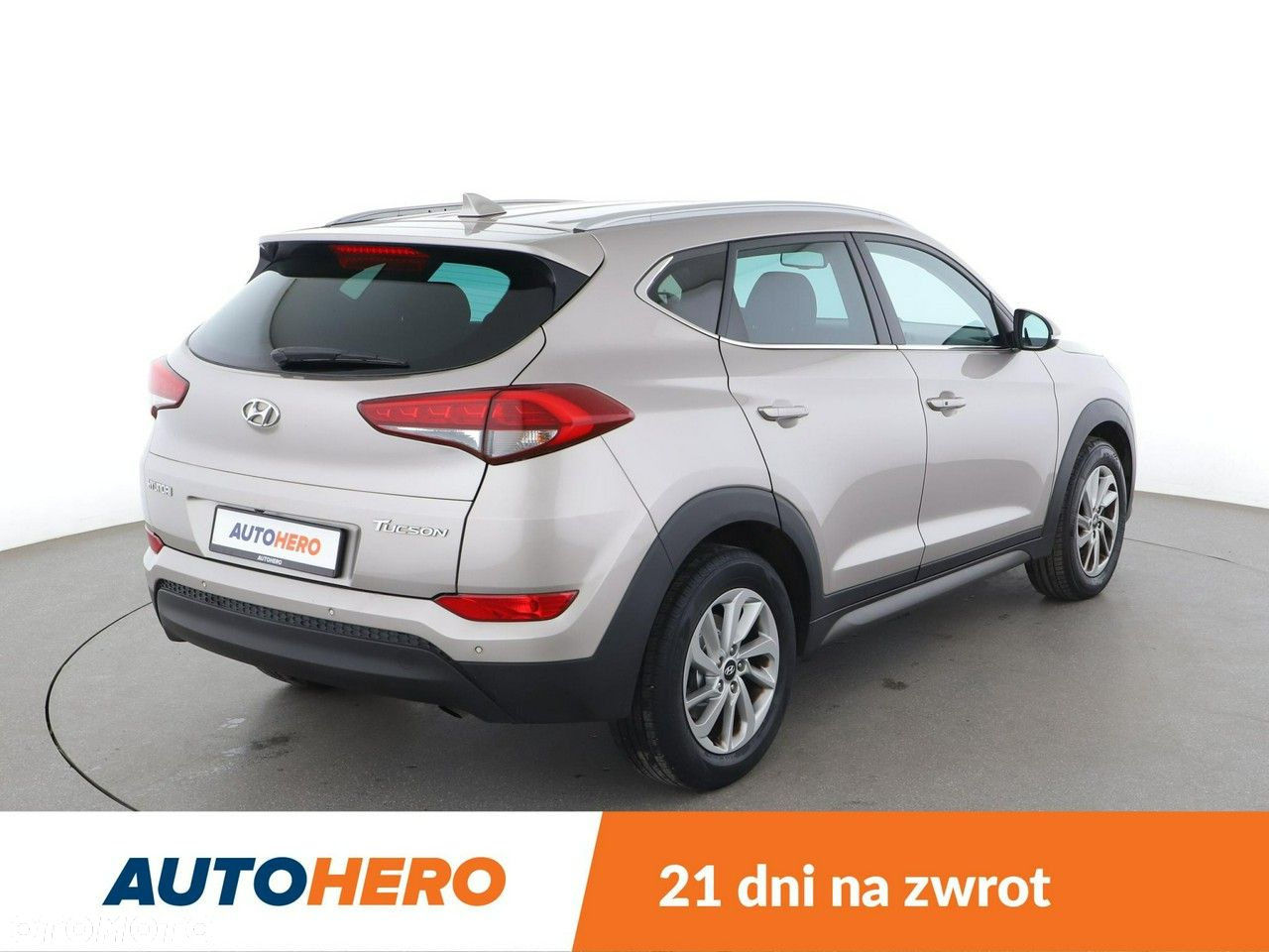 Hyundai Tucson 1.7 CRDI BlueDrive Style 2WD - 7