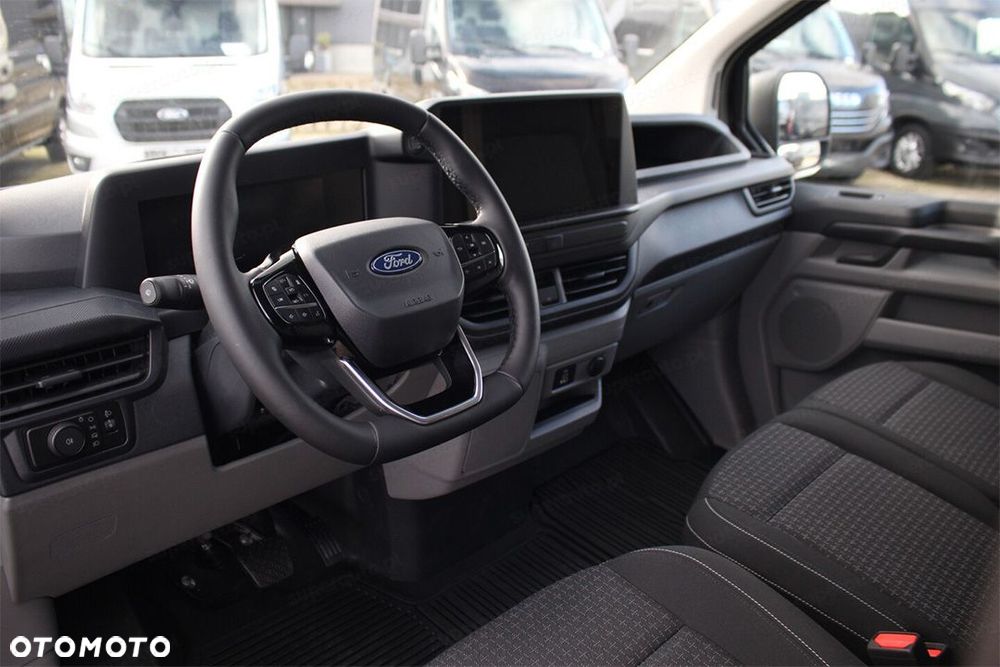 Ford Transit Custom - 8