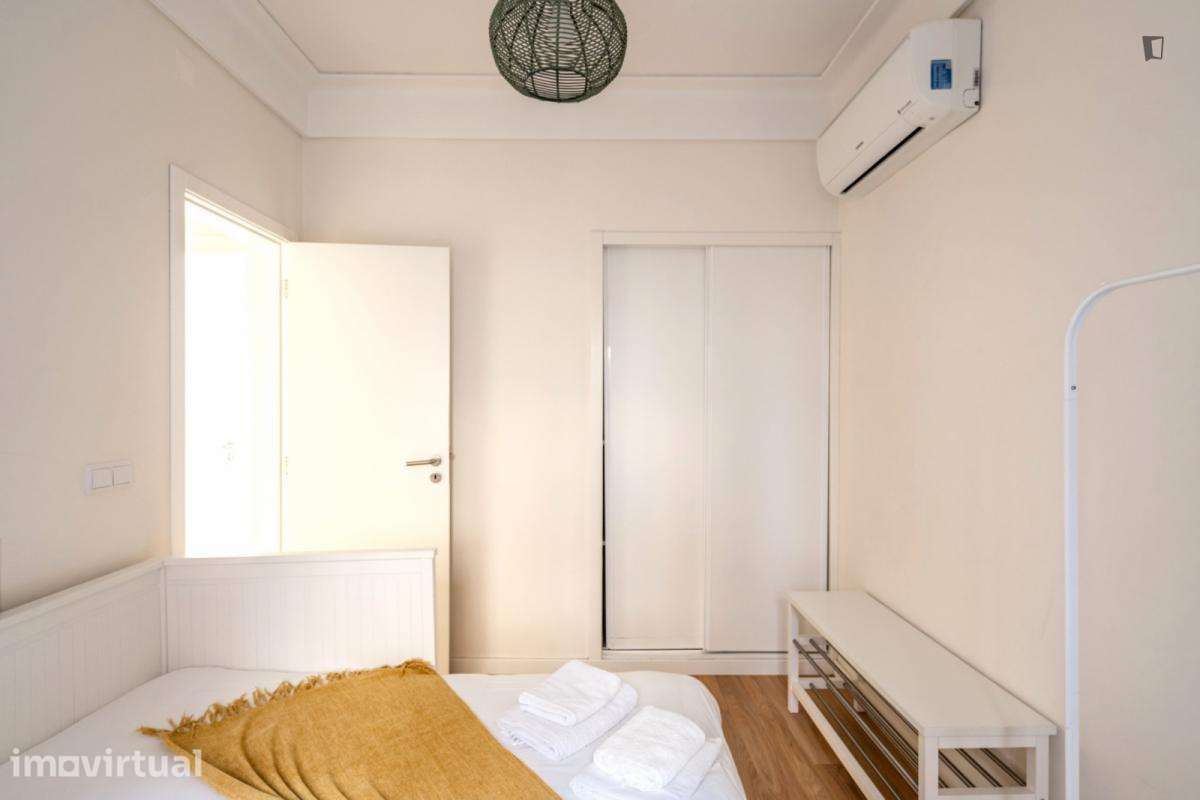 Apartamento com 2 quartos - localizado em Marquês de Pombal Lisbon - Grande imagem: 2/35