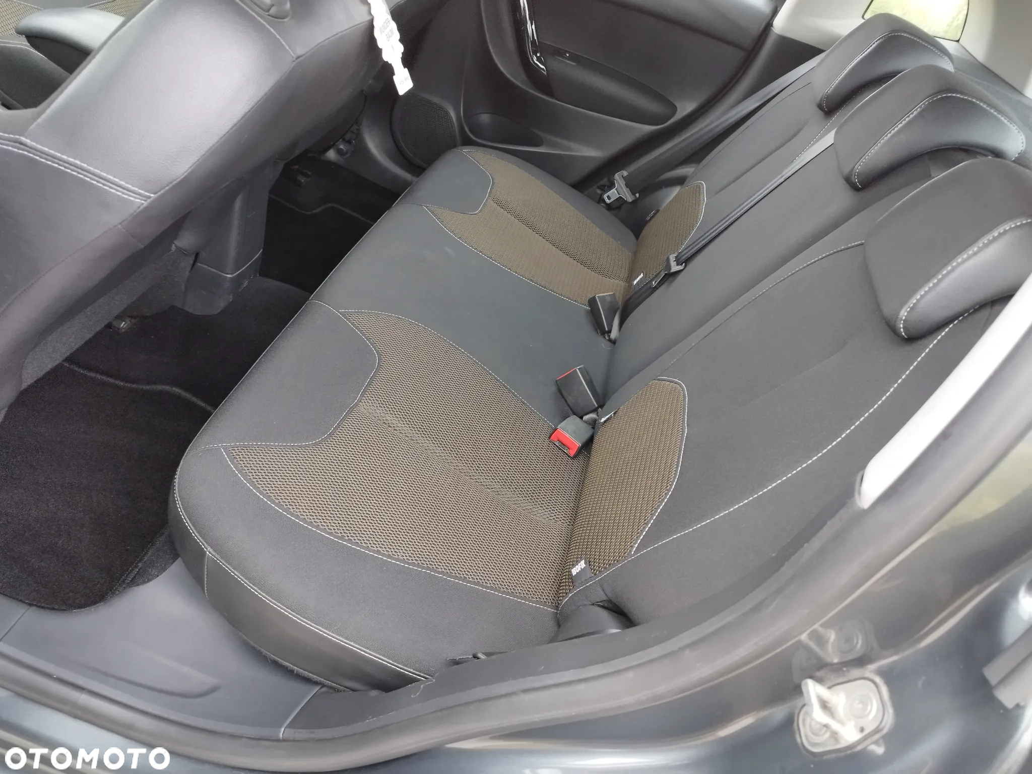 Citroën C3 1.4 Exclusive Gold-Edition - 11